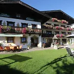Bed & Breakfast Der Braeuschmied Lofer
