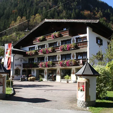 Der Braeuschmied Bed and Breakfast Lofer
