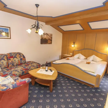 Der Braeuschmied Bed and Breakfast 3*