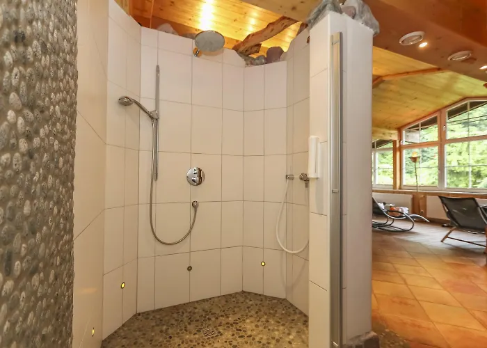 ベッド・アンド・ブレックファスト Der Braeuschmied ローファー